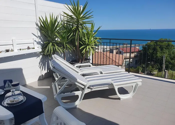 Nyaraló Albe E Trabocchi *